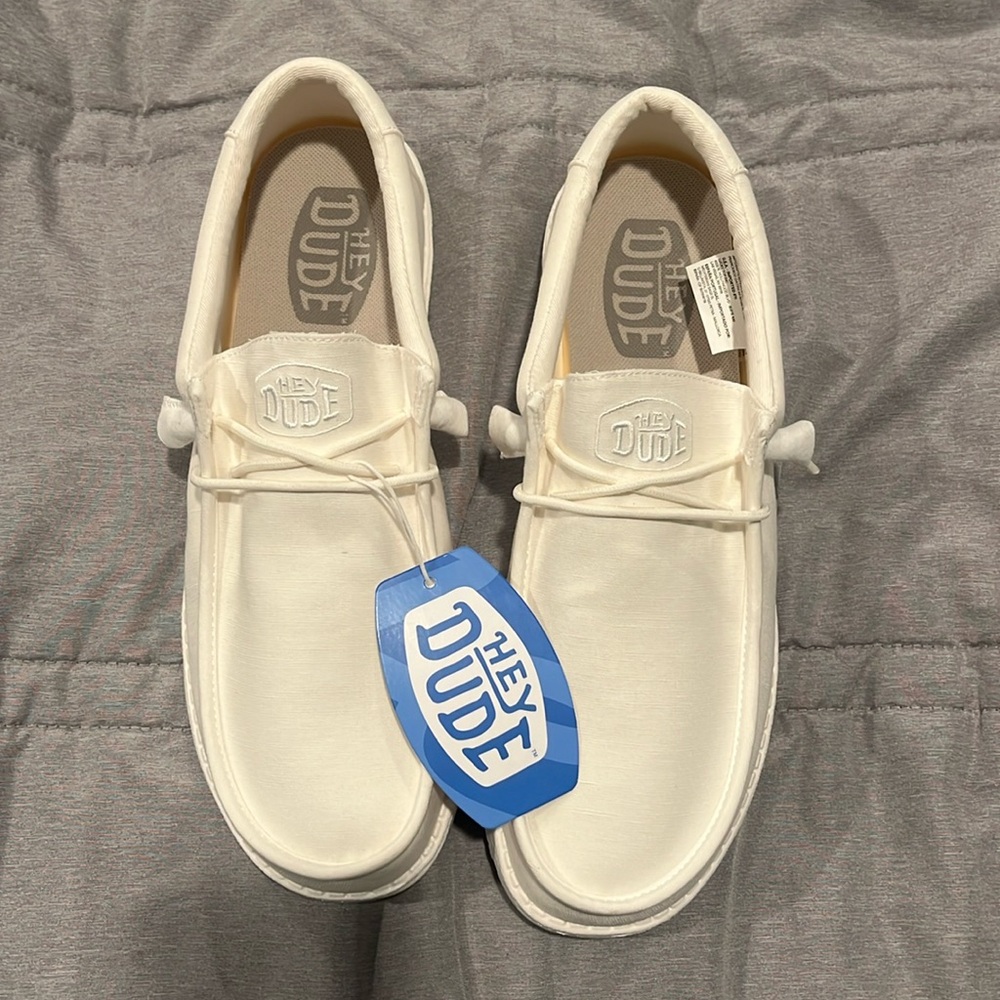 NWT Hey dude shoes